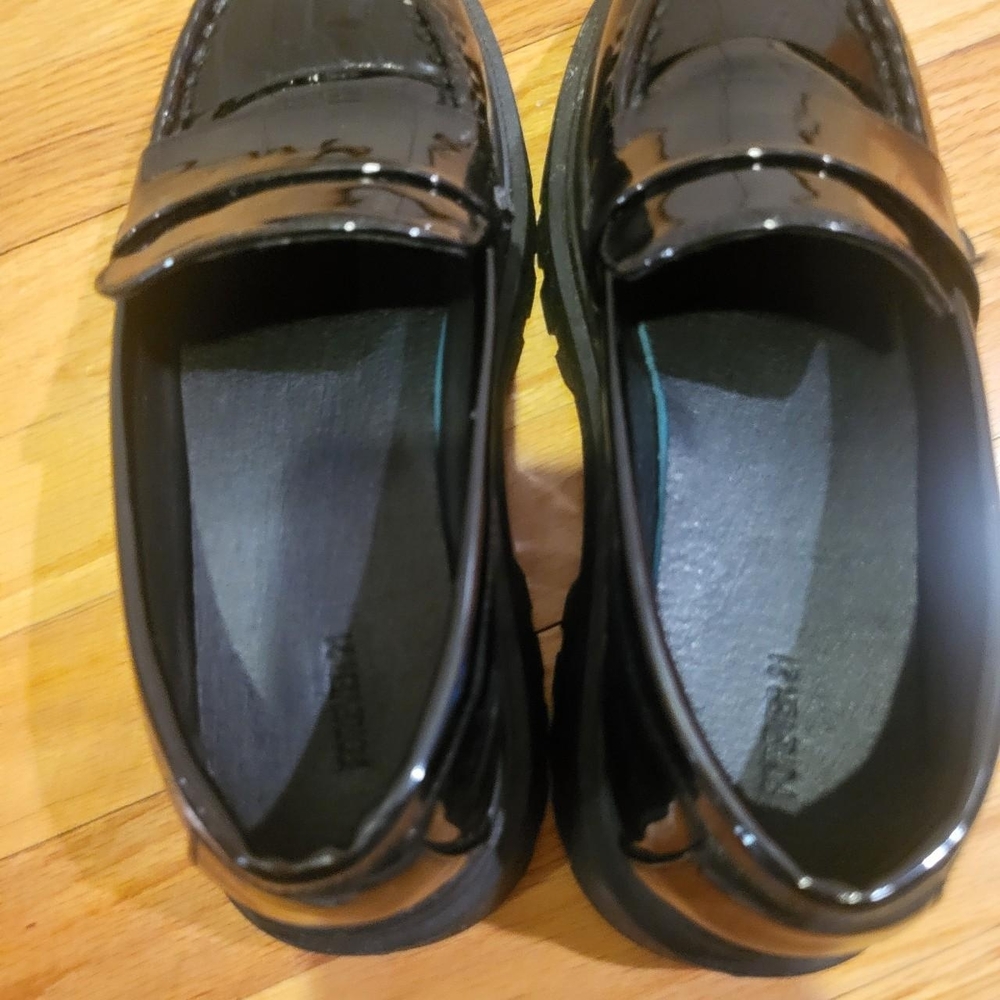 Forever 21 Black Patent Loafers - Picture 2 of 5